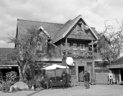 Zwyczaje żywieniowe mniejszości tatarskiej 191 Fot. 9. Gospodarstwo agroturystyczne Tatarska Jurta w Kruszynianach Fot. 10.