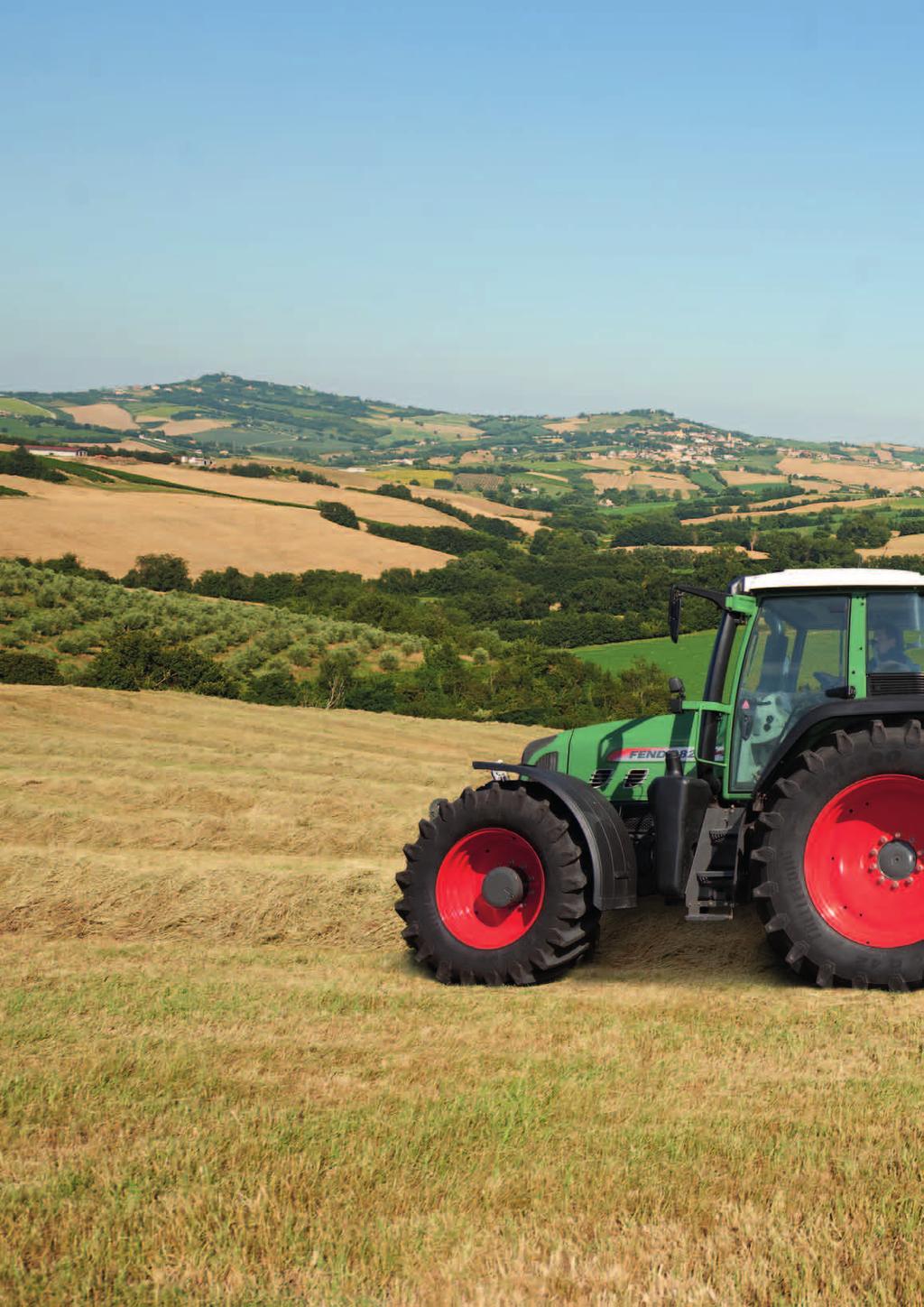 2 Fendt 6000 V 7000 V Nowa generacja pras zwijających Fendt Fendt 6160 V - 6180 V Zalety serii 6000 V : Uniwersalność,wydajność, formowanie balotów o wysokiej jakości i