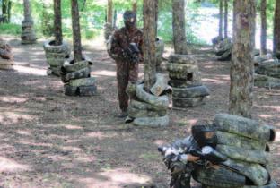 Misja Specjalna Obóz Paintballowo-Dywersyjny 10-14 / 14-18 lat pole paintballowe: szybkie, dynamiczne rozgrywki paintballowe ( Eskorta VIP-a, Zdobycie bazy wroga, Potyczka o flagę ) w parach i