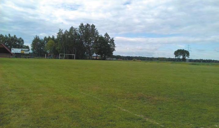 Boisko w Stanicy Już w grudniu 2016 r. w budżecie gminy Pilchowice zostały zarezerwowane środki na przebudowę boiska LKS Orzeł Stanica - etap I.