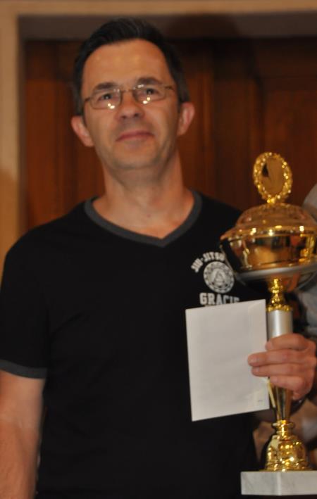W 1980 roku został mistrzem ZSRR juniorów, w 1990 zajął drugie miejsce w finale mistrzostw ZSRR. Dwukrotnie zostawał mistrzem Białorusi (1982, 1988), VI zawodnik Mistrzostw Świata 1990.