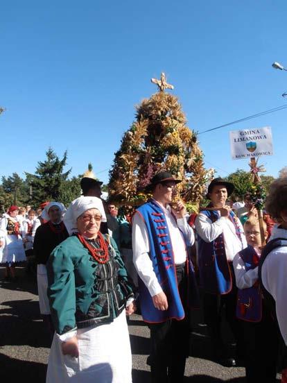 KGW Makowica na Wojewódzkich Dożynkach Dnia 8 września br. w miejscowości Rodaki (gmina Klucze, powiat olkuski) odbyło się Małopolskie Święto Plonów.