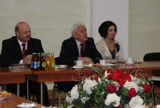 Nowy rok szkolny 2013/2014 rozpoczęty Miesiąc wrzesień to czas powrotu naszych dzieci do szkół.