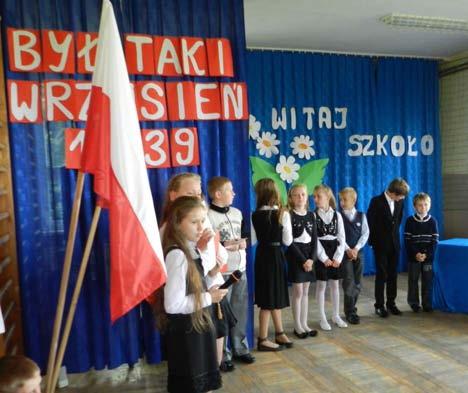 W roku bieżącym uczęszcza do nich 2803 uczniów, a zatrudnionych jest 319 nauczycieli. Dnia 27 sierpnia br. odbyła się coroczna narada dyrektorów szkół z gminy Limanowa.