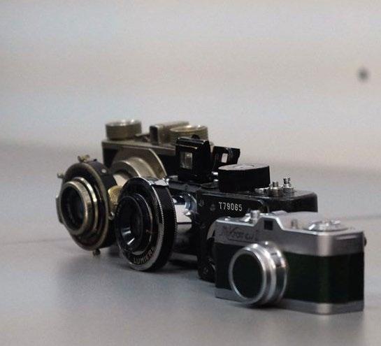 ZAJĘCIA PLASTYCZNE ZAJĘCIA FOTOGRAFICZNE 06 07 Kurs witrażu i biżuterii Tiffany nowość w NCK! Warsztaty witrażu są adresowane do osób początkujących. Kurs trwa miesiąc (12 h).