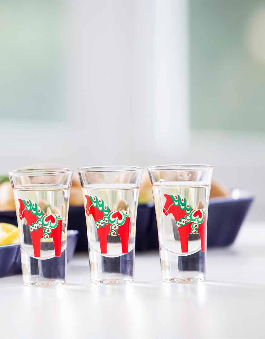 SWEDEN W naszej kolekcji poświęconej Szwecji staraliśmy się zachować prawdziwy charakter kraju naszego pochodzenia.