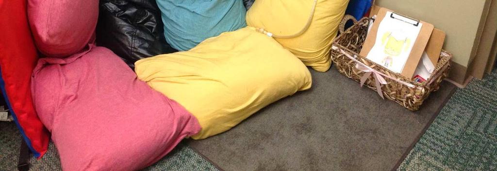 Ryc. 7   7 A seclusion room used on the floor and in