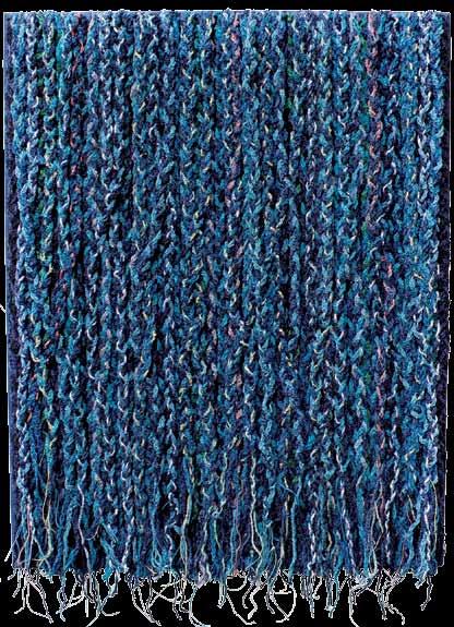 KRYSTYNA JANKOWSKA Wodospad 58 x 41 x 2 cm, technika: szydełkowanie, farbowanie, splatanie, przyklejanie, materiał przędza lniana; 2016 Urodziła się i mieszka w Koszalinie.