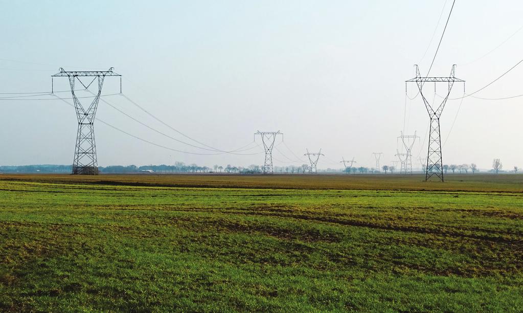 Inwestor Polskie Sieci Elektroenergetyczne S.A. ul. Warszawska 165 05-520 Konstancin-Jeziorna sekretariat@pse.pl www.pse.pl Zdjęcia Archiwum PSE S.A. Archiwum ELBUD Warszawa Strona inwestycji www.
