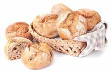 Czarna kawa, świeży, pachnący croissant lub chrupiąca bagietka z konfiturą tak