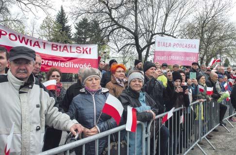 biała podlaska Lech i Maria Kaczyńscy nawet pełniąc najwyższe godności pozostali bliskimi Polakom i ich sprawom.
