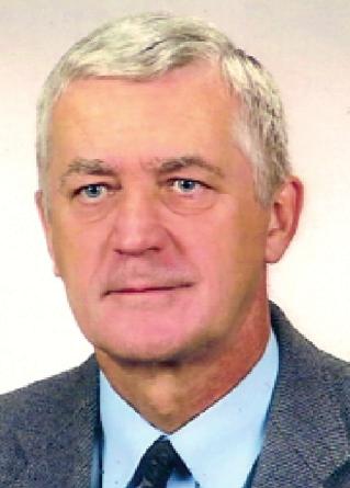Tunelowanie o przekroju prostokątnym* ANDRZEJ KULICZKOWSKI Politechnika Świętokrzyska akulicz@tu.kielce.pl michał fujawa Politechnika Świętokrzyska fujawa.tu@gmail.