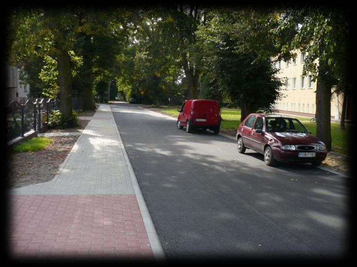 Przebudowa drogi z chodnikiem po jednej stronie jezdni w miejscowości Wełna Wybudowano: - odcinek drogi o nawierzchni mineralnobitumicznej w ilości