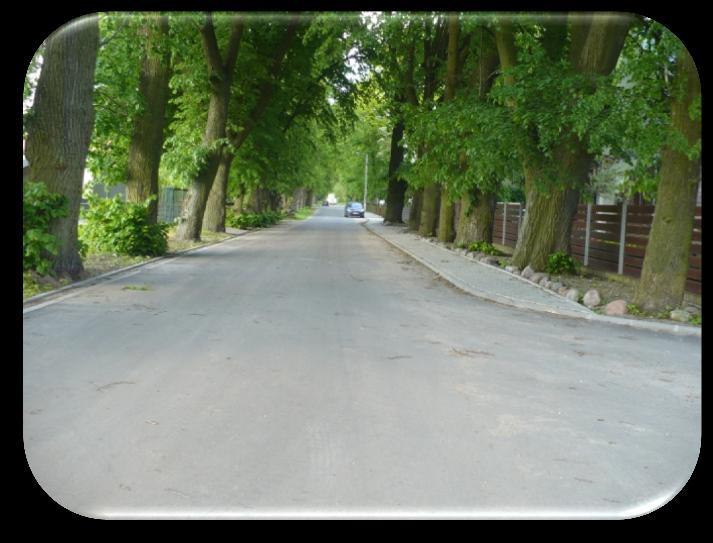 Przebudowa drogi wraz z chodnikiem w miejscowości Wełna (przy kościele) Wybudowano: - odcinek drogi gminnej o powierzchni 759 m 2 o nawierzchni z masy