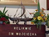 Relikwie złożono w