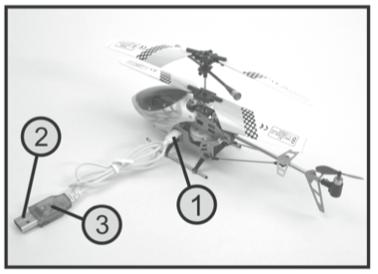 Ładowanie przez kabel USB: Rys.5 Aby uniknąć niepotrzebnego obciążania baterii nadajnika, można naładować baterię lotu helikoptera przez kabel USB. Podłącz wtyczkę kabla ładującego USB do helikoptera.