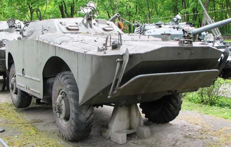 podstawowej modernizacji samochodu opancerzonego BRDM-2.