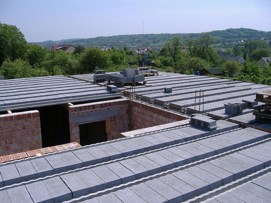 Ze względu na swoją uniwersalność, system Rectobeton doskonale sprawdzi się zarówno w budownictwie mieszkaniowym każdego typu, jak i w obiektach użyteczności przemysłowej, budynkach biurowych,