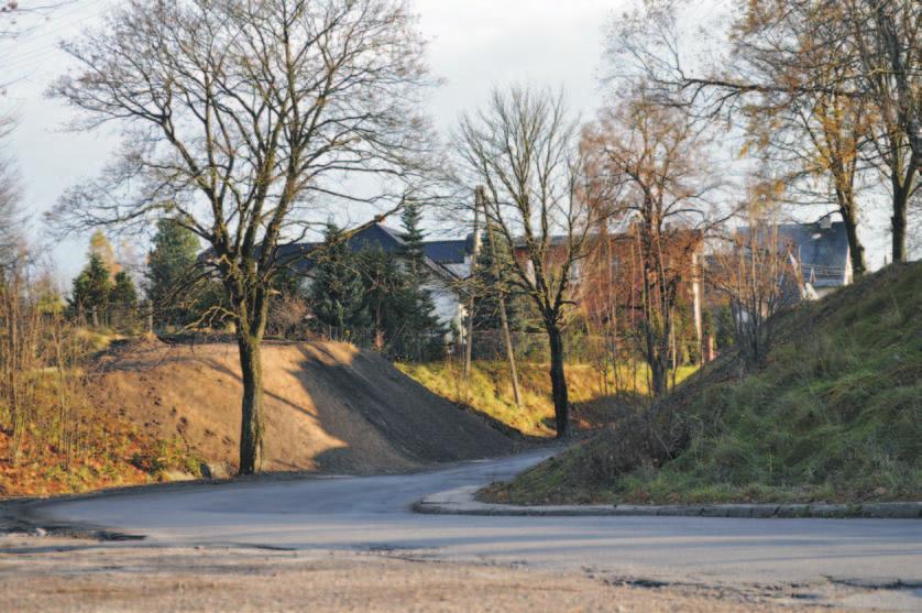 Zwiększenie widoczności - poszerzenie pola widzenia i zlikwidowanie bariery dla pojazdów powyżej 3,5 m wysokości, rozwiązało ten problem przyczyniając się w dużym stopniu do podwyższenia