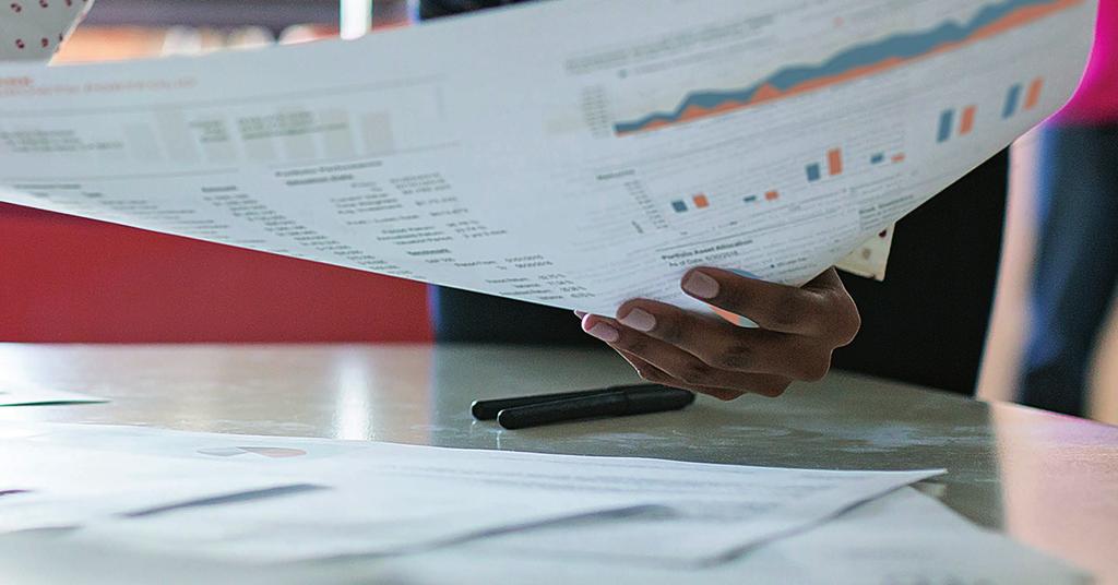 11 Oto seria P i E urządzeń HP A3 PageWide Managed Nowa generacja drukarek PageWide Postępy w świecie biznesu dokonują się niezwykle szybko, a zwolnienie tempa grozi