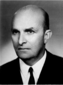 Prof. zw. dr inż. Wacław Adam LESKIEWICZ (1915-1996) Wspomnienie W najbliższych dniach mija 100 rocznica urodzin prof. zw. dr inż. Wacława Adama Leskiewicza, inżyniera metalurga, jednego z najbardziej zasłużonych wychowanków i profesorów Akademii Górniczo-Hutniczej w Krakowie.