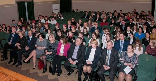 Gazeta Czyżewska Stypendium Burmistrza Czyżewa 3. Filipczyńska Olga 4. Kaczyński Adam 5. Wróblewska Aleksandra 6. Jastrzębski Rafał Gratulacje i życzenia kolejnych sukcesów popłynęły 22 lutego 2017 r.