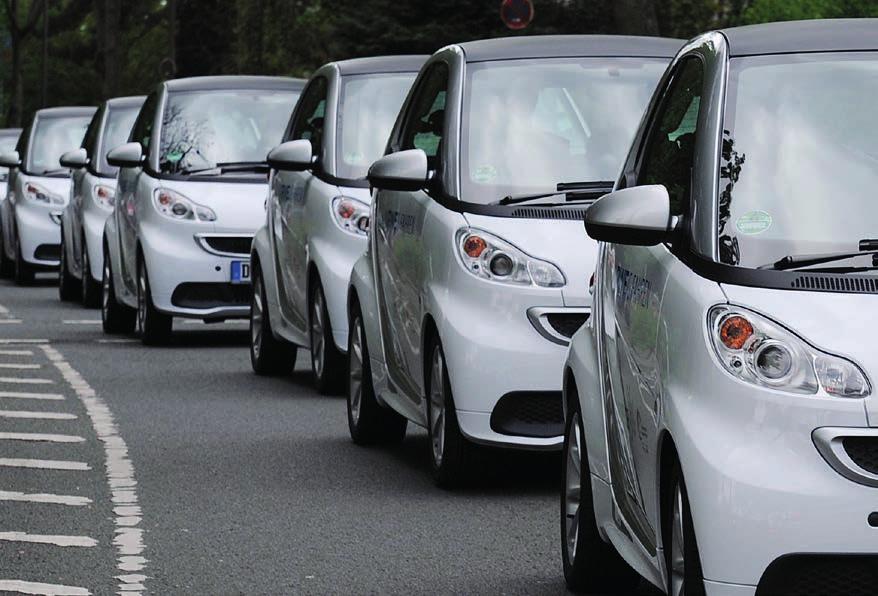 Najpopularniejsze samochody elektryczne w Polsce w I półroczu 2017 (wg liczby rejestracji): BMW i3 Nissan Leaf Tesla Model S Tesla Model X Renault ZEO 62 49 16 14 7 Źródło: Centralna Ewidencja