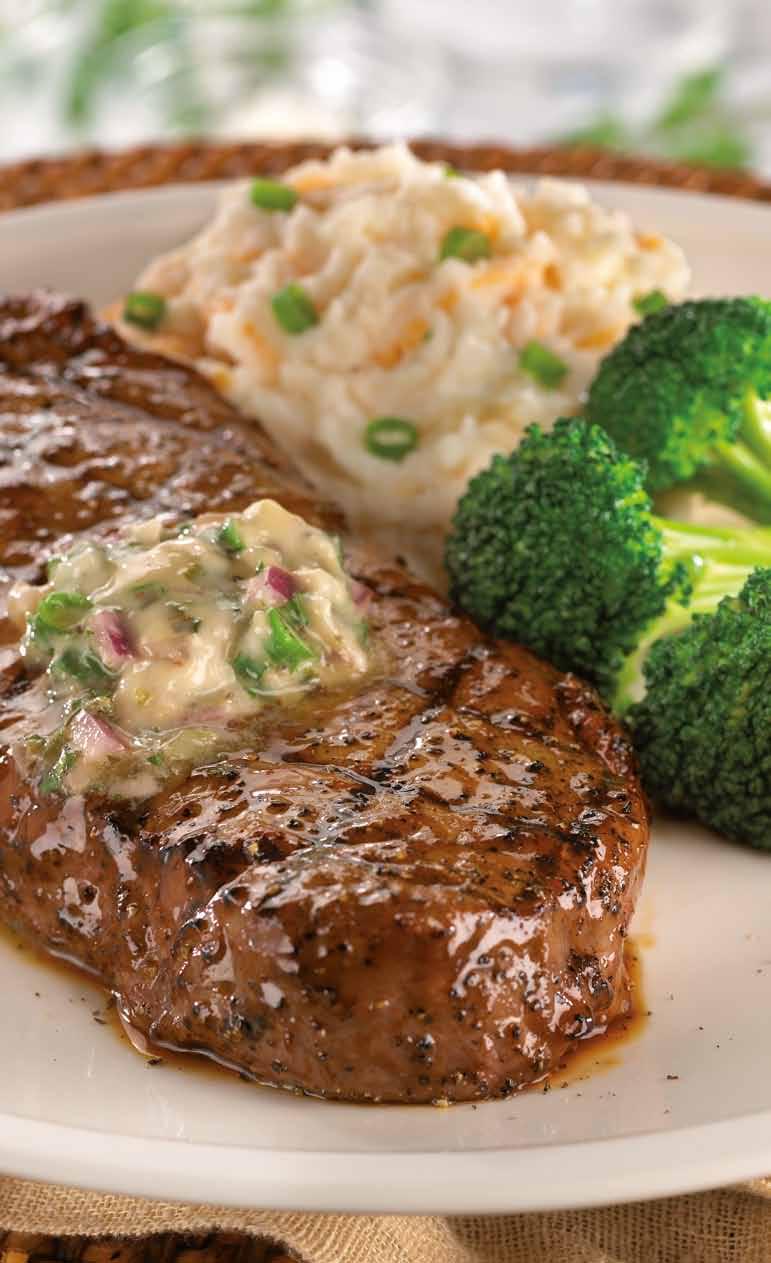 Serwowany z wybranym sosem i dwoma dodatkami do wyboru. NEW YORK STRIP STEAK 67 ZŁ Król wśród steków.