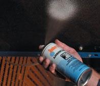 wydajny bezpieczny dla gum, plastików, powierzchni malowanych wyposażony w rurkę ułatwiającą dostęp Amberklene FG Stainless Steel Cleaner FG