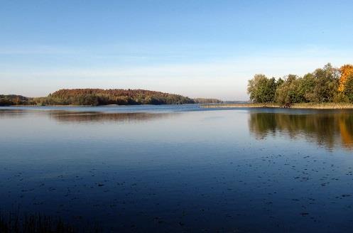 W ciągu następnych kilku dni będziemy mieć okazję przekonać się, że Mazury w istocie są cudem; Po południu przyjazd do ośrodka, zakwaterowanie; obiadokolacja. Wieczorem czas na spacer po okolicy.