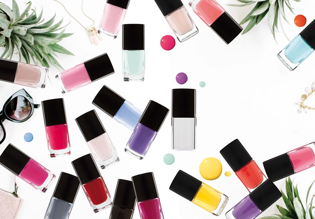 jasny beż 7 brzoskwiniowy 4 IDALIQ MANICURE LATEM POSTAW NA turkusowy 8 KOLOR Lakier do paznokci Gel Effect top coat zł,00/l 60 4 zł 0 ml Top coat Gel Effect 60 6 zł 660,00/l 097 0 ml makowy 5 Lakier