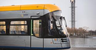 Na podstawie zebranych uwag stworzono tę właściwą w pojeździe. Motorniczy skorzysta choćby z ergonomicznego, w pełni zautomatyzowanego fotela.