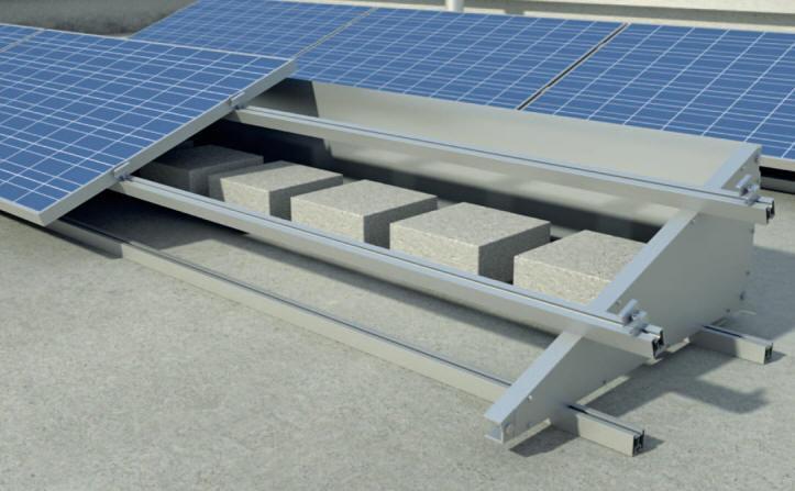 Systemy montażowe 4. Montaż paneli pv na dachu płaskim Panele pv musza być ustawione pod kątem, który dla warunków polskich wynosi około 30 względem poziomu.