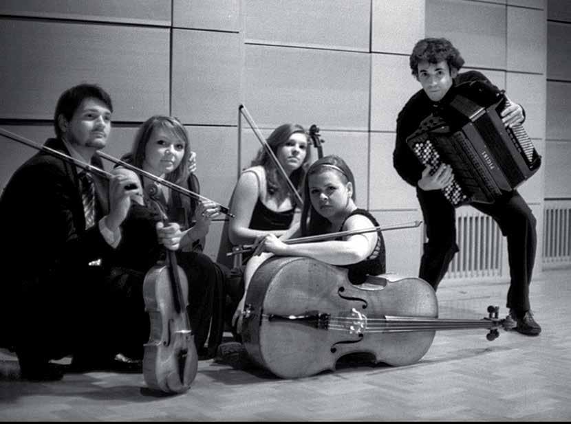 LA FISARMONICA NASCE DALL ALCHIMIA DI 100 PASSIONI DIVERSE. PIGINI ACCORDIONS LE RACCHIUDE TUTTE.