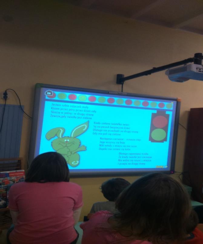 FILM EDUKACYJNY BEZPIECZNE DZIECI W dniu 5 października 2016 r.