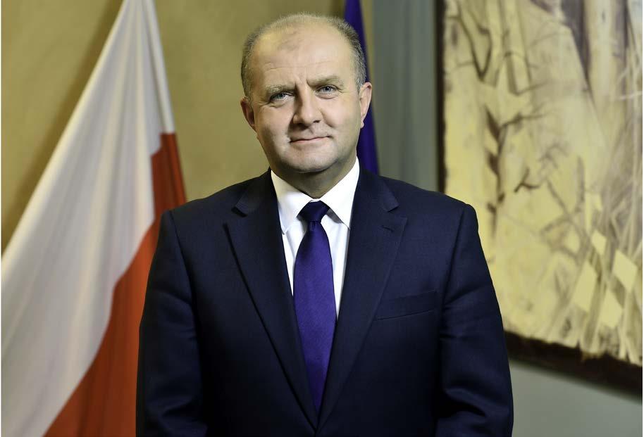 Smerfy pobiegną, gwiazdy zagrają Burmistrz Miasta i Gminy Prusice IGOR BANDROWICZ już dzisiaj zachęca do zarezerwowania sobie ostatniego tygodnia czerwca i początku lipca i zaprasza do odwiedzenia