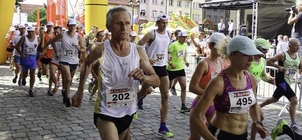 Bieg Trzech Wież na Dniach Prusic w roku 2016. 7 14 FOT. ARCHIWUM URZĘDU MIEJSKIEGO W KORFANTOWIE FOT.