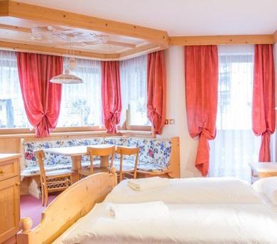 poziomie zaawansowania Kosztów skipassuhandtohand*: 6 dniowy Kronplatz Napojów do kolacji (pakiet: 0,5l wody i
