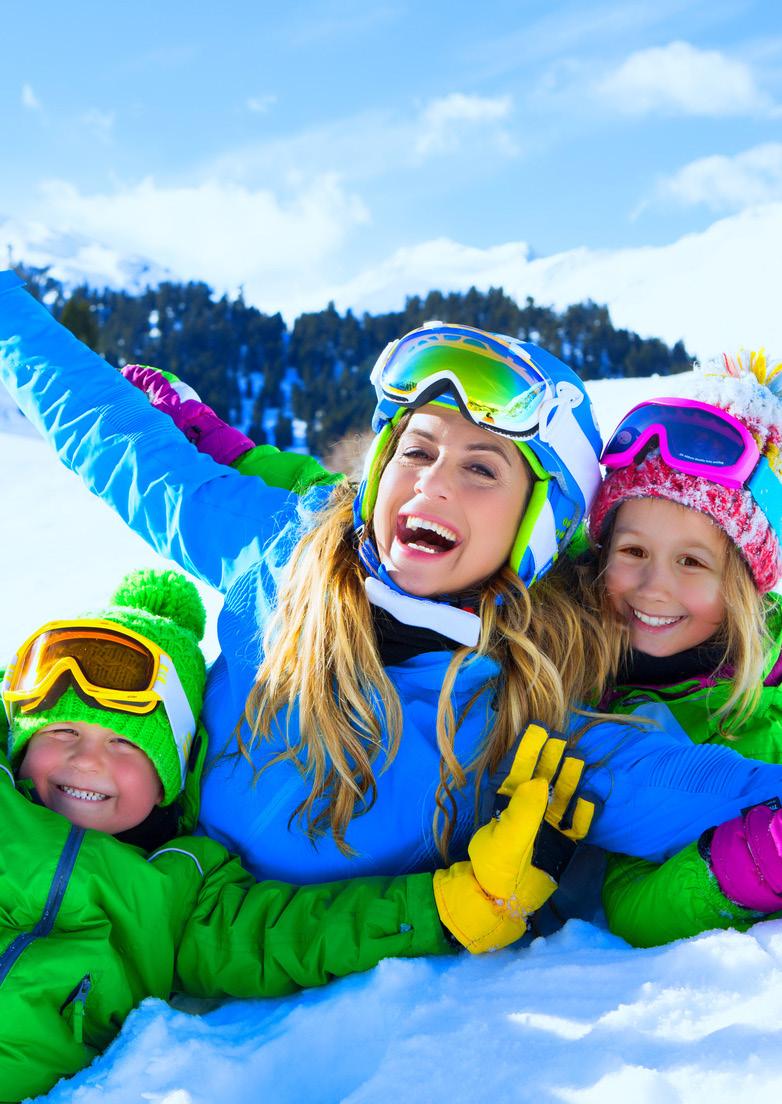 Niania w Fun -Tomas Dla zwiększenia Państwa komfortu wprowadzamy nowy program opieki przez osobę NIANI dla najmłodszych. Niania będzie pomagać dzieciom podczas szkoleń i przerw na stoku.