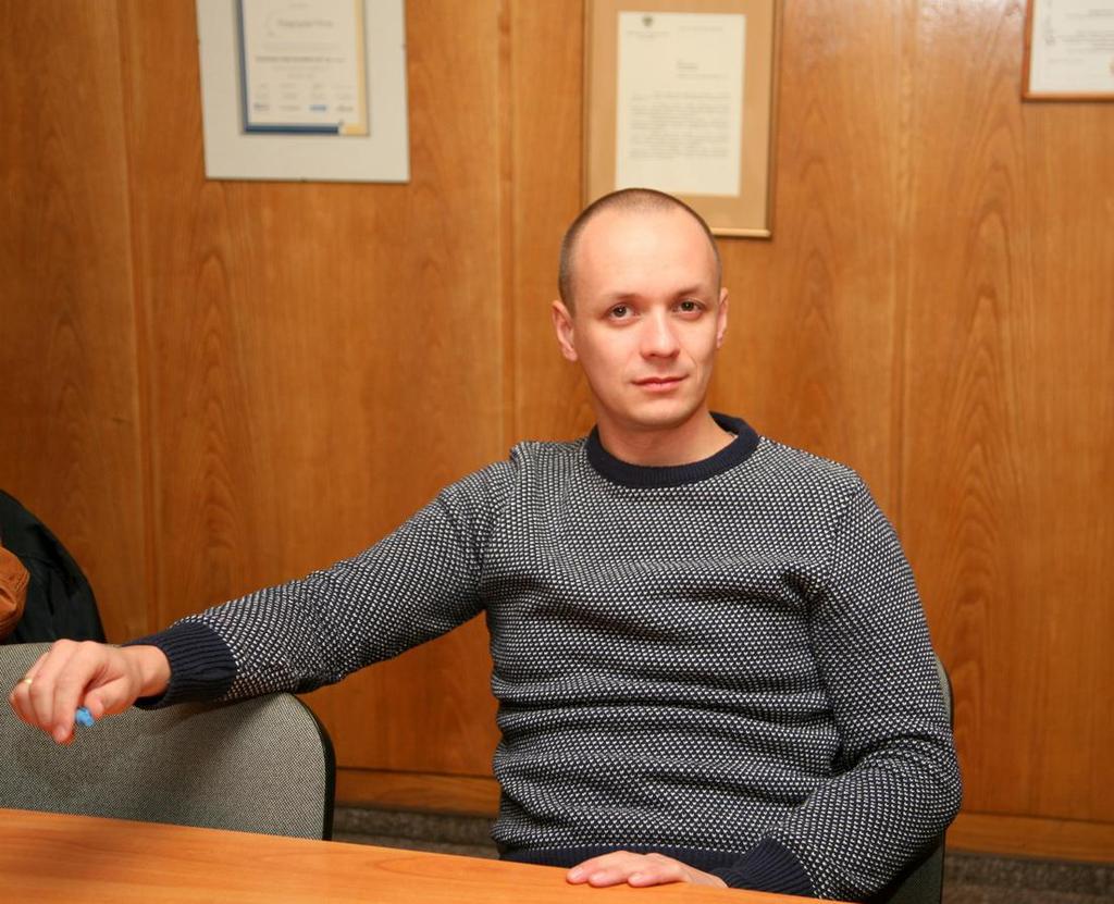 pozazawodowymi. Takiego obowiązku podjął się wcześniej Jerzy Kawczyński, ale dramatyczne zdarzenia w rodzinie nie pozwalają mu na to.
