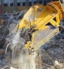przypadku wyburzania z częściową separacją materiałów struktura budynku ulega zniszczeniu i