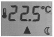 Funkcje Regulator dokonuje pomiaru temperatury w pomieszczeniu za pomocą wbudowanego czujnika i utrzymuje wartość zadaną temperatury poprzez wysyłanie sygnałów sterujących.