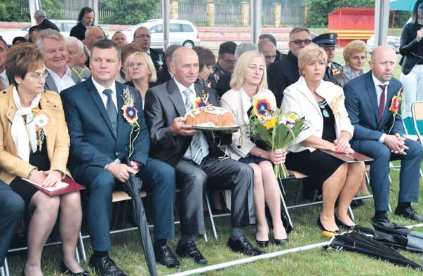 Makulatura na drzewo biała podlaska T Y G O D N I K B E Z P Ł A T N Y Nakład 10 000 Redakcja zastrzega sobie prawo do skracania artykułów i korespondencji oraz opatrywania ich własnymi tytułami.