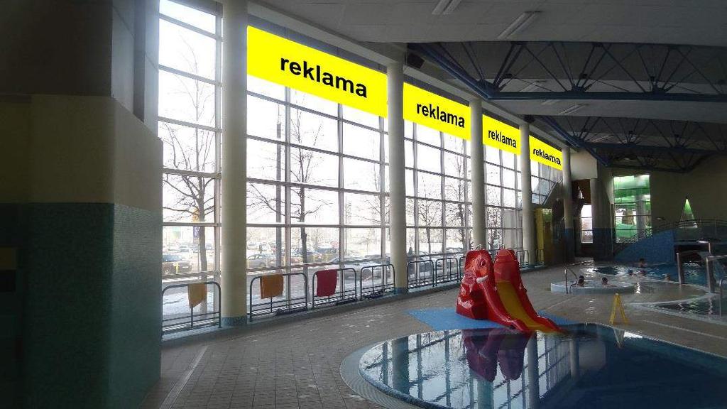 Strona 1 Ceny za ekspozycję reklam na poszczególnych obiektach Obiekt Baner Plakat reklamowy reklamowy - za m 2 o wymiarze A2 Stojak reklamowy (typu roll-up) Billboard (całość) ceny netto za 1