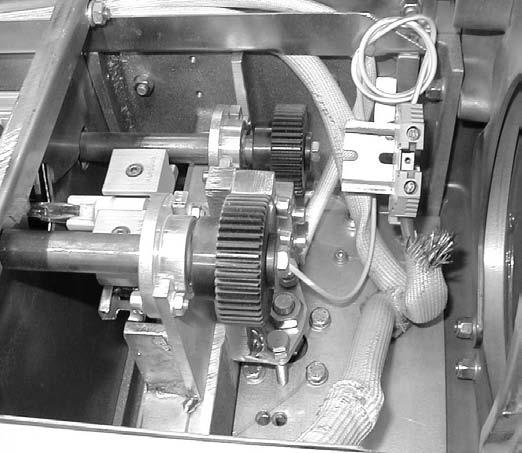 FUNZIONAMENTO ED USO OPERATION AND USAGE 5. CEFLA Finishing Ed.CE P.67 A B 5.4.
