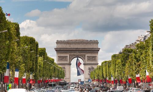 Dzień 5. Paryż Przejazd do centrum Paryża, zwiedzanie z przewodnikiem.