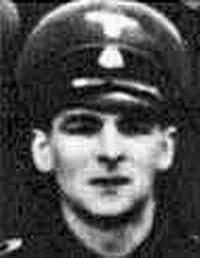 W sierpniu 1943 roku Kierownictwo Walki Podziemnej nakazało AGATowi likwidację Franza Bürkla funkcjonariusza SIPO (Policji Bezpieczeństwa będącej połączeniem
