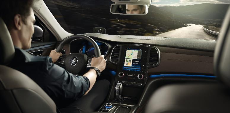 R-LINK 2 Wejdź w multimedialny świat Renault Talisman i przejmij pełną kontrolę nad autem.