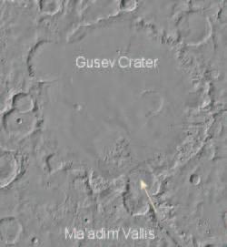 Ladowanie Jako miejsce ladowania wybrany został crater Gusev (szerokość ok. 170 km).