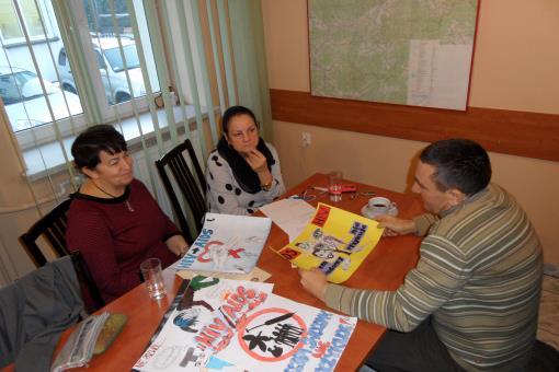 Komisja oceniające prace uczniów na szczeblu powiatu. V. W miesiącu grudniu 2016r.